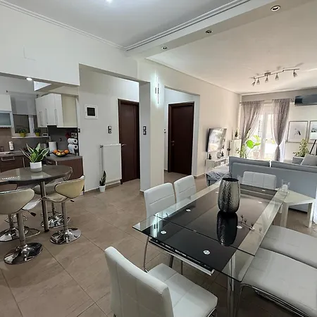 800 steps from MAGIC - ΤΟ ΚΕΝΤΡΟ ΣΤΑ ΠΟΔΙΑ ΣΟΥ Apartmán